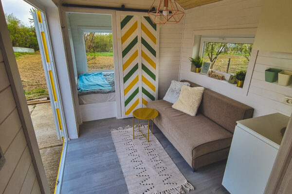 Phoenix tiny house by Pura Vida Huts