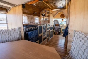 For Sale: 23' Fully off-Grid Amazing Skoolie